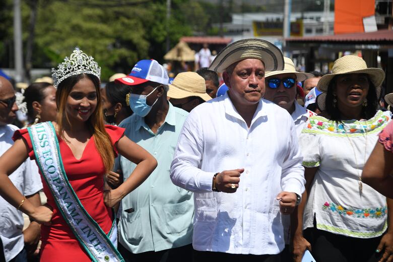 Carrizo se aferra a obras del Gobierno para lanzar su proyecto político