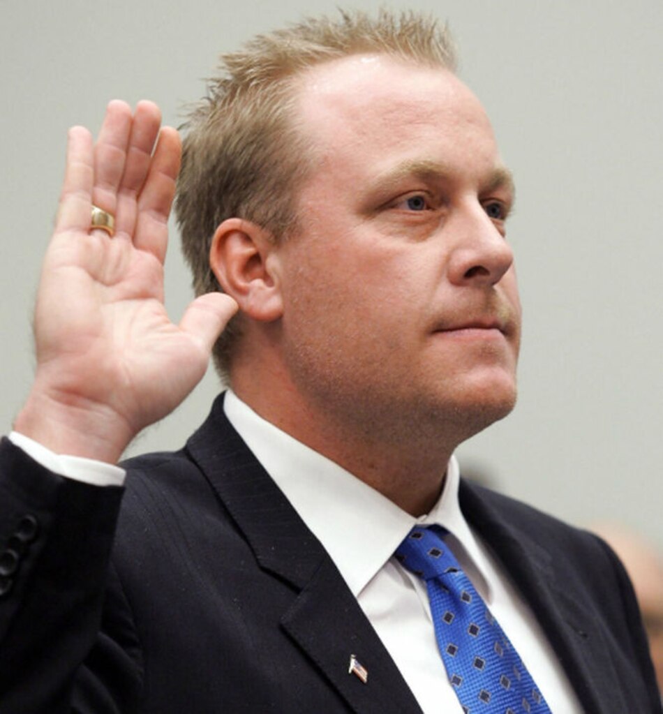 ESPN despide a comentarista y exlanzador Curt Schilling por comentarios homofóbicos