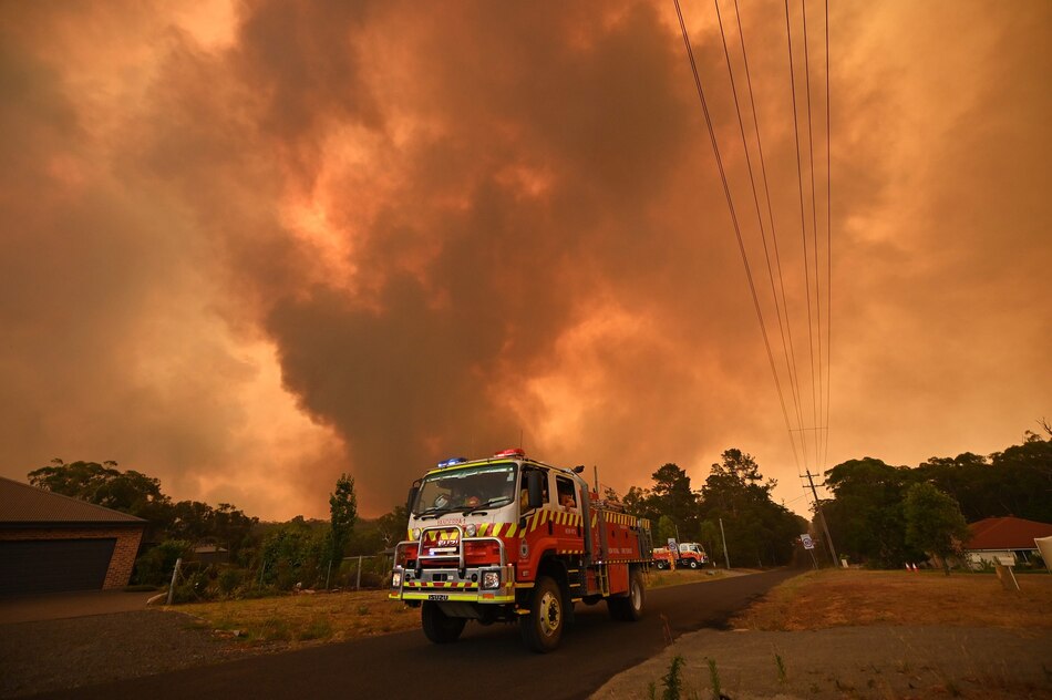 Sídney combate un fuego que ya arrasó 3 millones de hectáreas en todo Australia