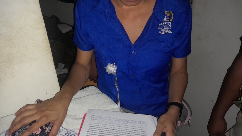 Al menos cinco aprehendidos, entre ellos tres funcionarios, por supuesto caso de corrupción en el Ministerio de Seguridad