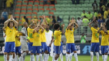 Brasil vence 2-0 a México en amistoso preparatorio para la Copa América