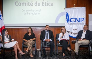 Medios de comunicación se adhieren a Declaración de Principios Éticos