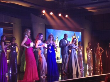 Hoy coronan a la miss Panamá Mundo 2014
