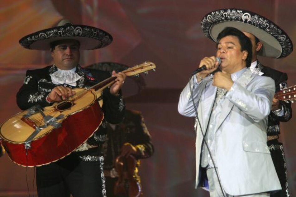 Cantante mexicano Juan Gabriel vuelve a filmar después de 13 años