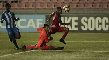 Panamá reacciona y vence 4-2 a Honduras