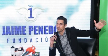 Penedo lanza fundación por la niñez y la juventud; descarta ir a la Copa Oro
