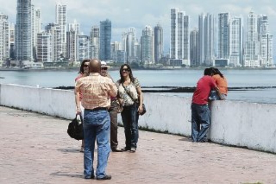 70% abandona cursos de inglés del Inadeh