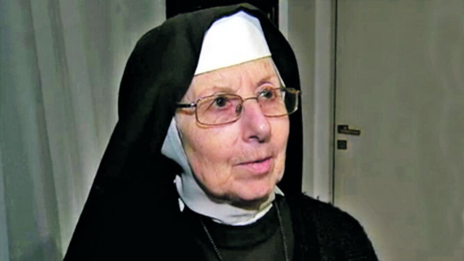 Indagarán a monja argentina por caso de corrupción