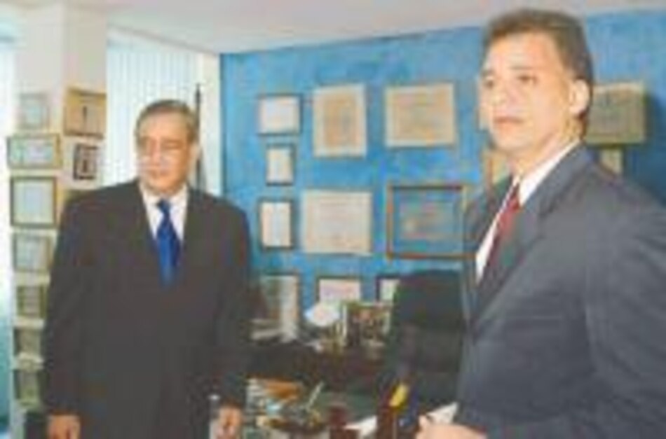 Salazar justifica despidos