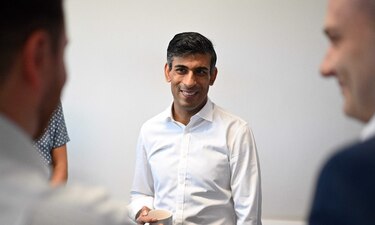 Rishi Sunak avanza en la carrera para designar al primer ministro británico