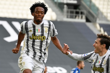 El colombiano Cuadrado devuelve a la Juventus a los puestos de la Champions