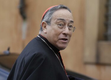 Una universidad pagó casi $600  mil al año al cardenal hondureño Óscar Rodríguez Maradiaga