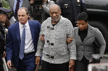 Corte Suprema de Pensilvania anula condena por delitos sexuales de Bill Cosby y autoriza su liberación