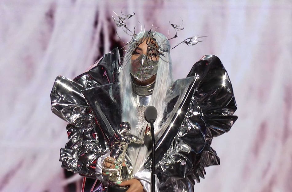 Lady Gaga brilla en los MTV Video Music Awards