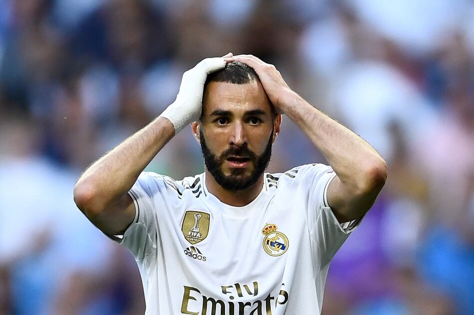 Benzema rescata a un Real Madrid que puede seguir optando a LaLiga