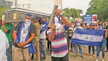 Una luz de represión guía a los nicaragüenses
