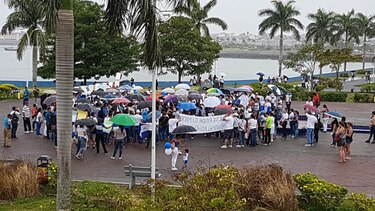 Nicaragüenses en Panamá: 'Ortega, deja de oprimir al pueblo'