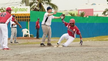 Otro nocaut de Panamá A