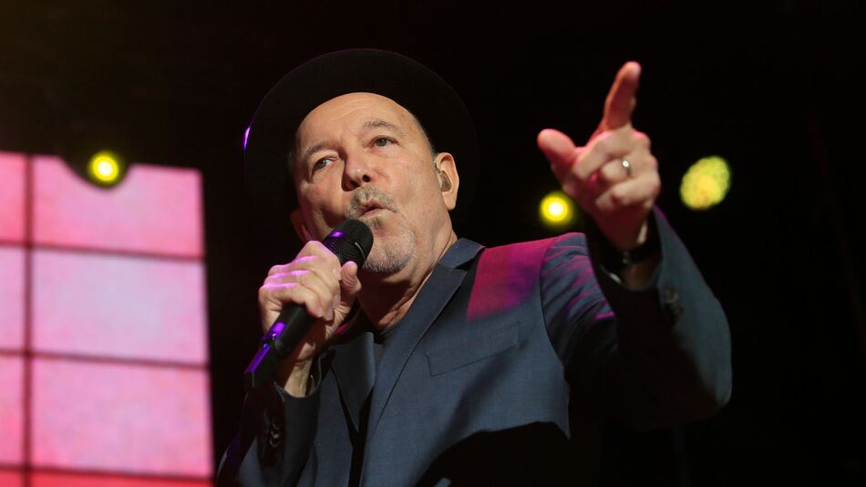 Rubén Blades lamenta muerte del papa Francisco, ‘llamado absurdamente el papa comunista’