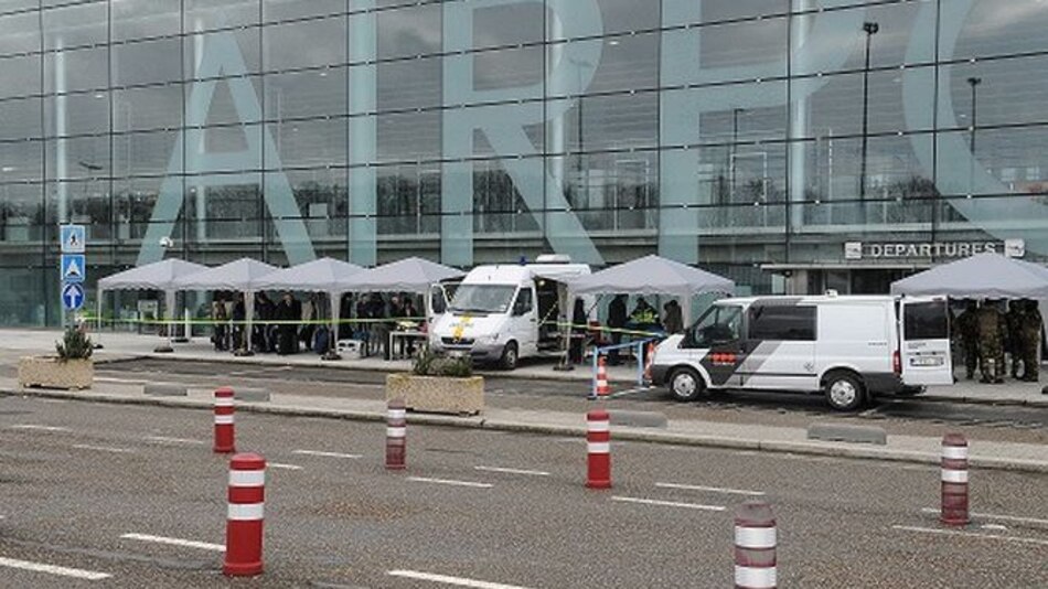 Aeropuerto de Bruselas permanecerá cerrado hasta el sábado