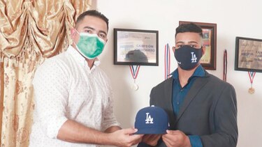 Nueve panas firman por cifra millonaria