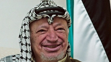 Fiscalía francesa pide que se archive el caso sobre la muerte de Arafat