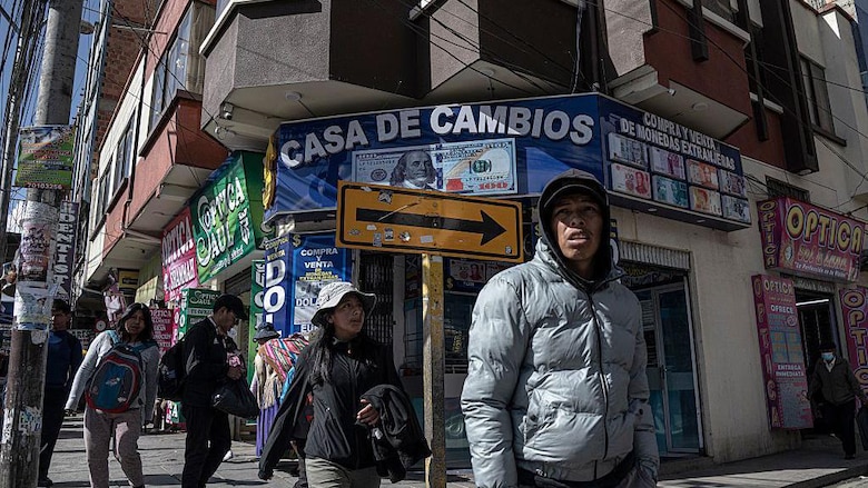 3 claves para entender por qué la izquierda perdió en Bolivia tras casi 20 años en el poder