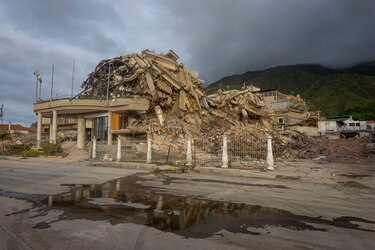 La catástrofe sacude la nueva era económica de Venezuela