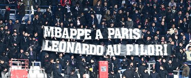 Entre silbidos a Neymar y Messi tras derrota en Madrid, el PSG gana al Burdeos