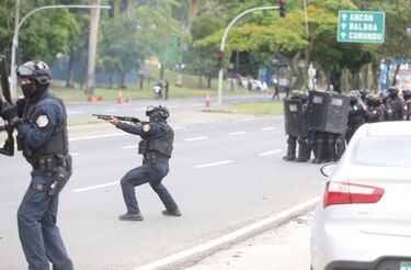Exigen solución al alto costo del combustible