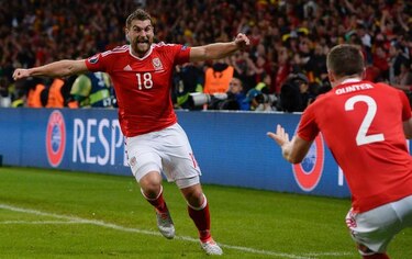 Gales doblega 3-1 a Bélgica y se mete en semifinales