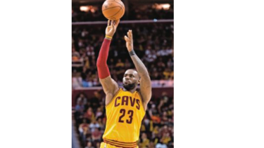LeBron resultó más letal esta vez ante Toronto
