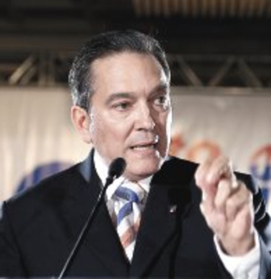 Cortizo entra al ruedo, Herrera lo acompaña