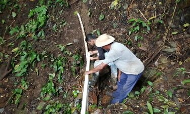 Lluvias en Azuero afectan al menos cinco viviendas, acueductos y obstruyen vías