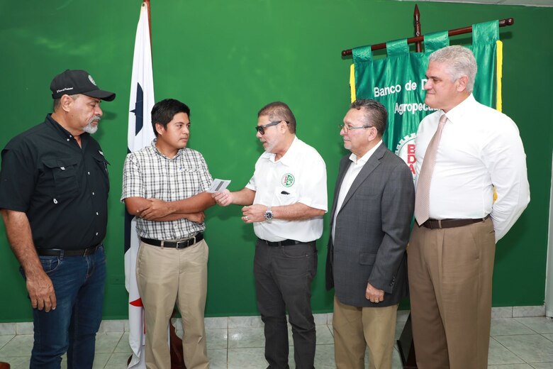 ‘El banco se ha manejado como un botín político’, dice gerente del BDA al señalar que ahora se está saneando la cartera