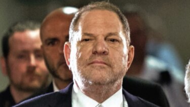 Abogado de Harvey Weinstein pide a la justicia desestimar el caso en su contra