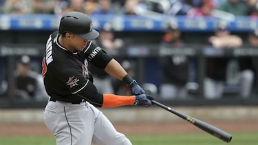 Tras suspensión de Harvey, Marlins blanquean a Mets