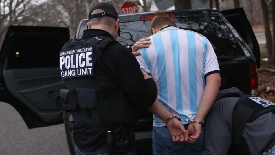 ¿Quién está siendo arrestado por ICE en Estados Unidos bajo el gobierno de Trump?