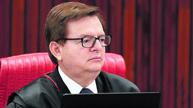 Jueces votan sobre admisión de pruebas contra Michel Temer