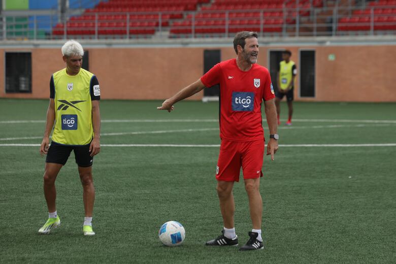 Christiansen elogia a ‘Puma’ Rodríguez y a Blackman por su clasificación a la Liga de Campeones