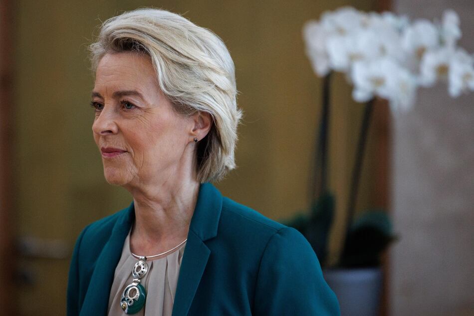 La UE acuerda sancionar transferencia de gas natural licuado ruso en puertos europeos