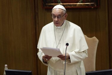 Vaticano reúne expertos del mundo para impulsar el desarme nuclear
