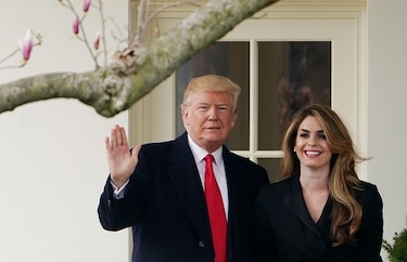 Trump tiene síntomas leves; los eventos de campaña serán pospuestos o pasarán a formato virtual