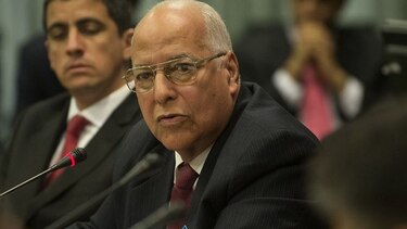 Vladimir Putin dice que Rusia seguirá proporcionando armamento moderno a Cuba