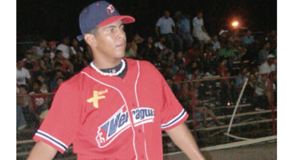 Adolfo Reina fue votado como el Jugador Más Valioso de 2019