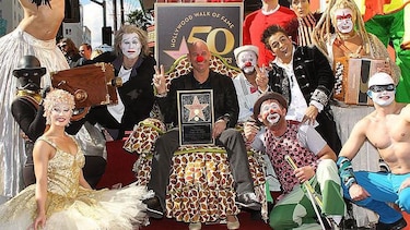 Guy Laliberté, el payaso callejero que reinventó el circo con el Cirque du Soleil y se volvió multimillonario