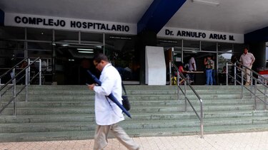 'No se puede generalizar de que todos los médicos llegan tarde': Comenenal