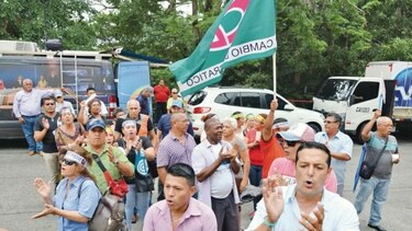 Poca convocatoria para apoyar al expresidente Martinelli