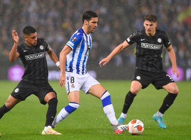 Los equipos españoles se complican en la Europa League, el Lyon se clasifica