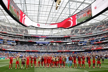 Suiza golea a Bosnia en el tramo final del partido